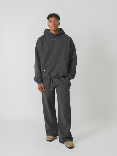 SIGNATURE BASIC STRAIGHT LEG SWEATPANTS - FADED BLACK