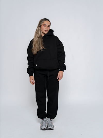 SIGNATURE BASIC HOODIE - BLACK