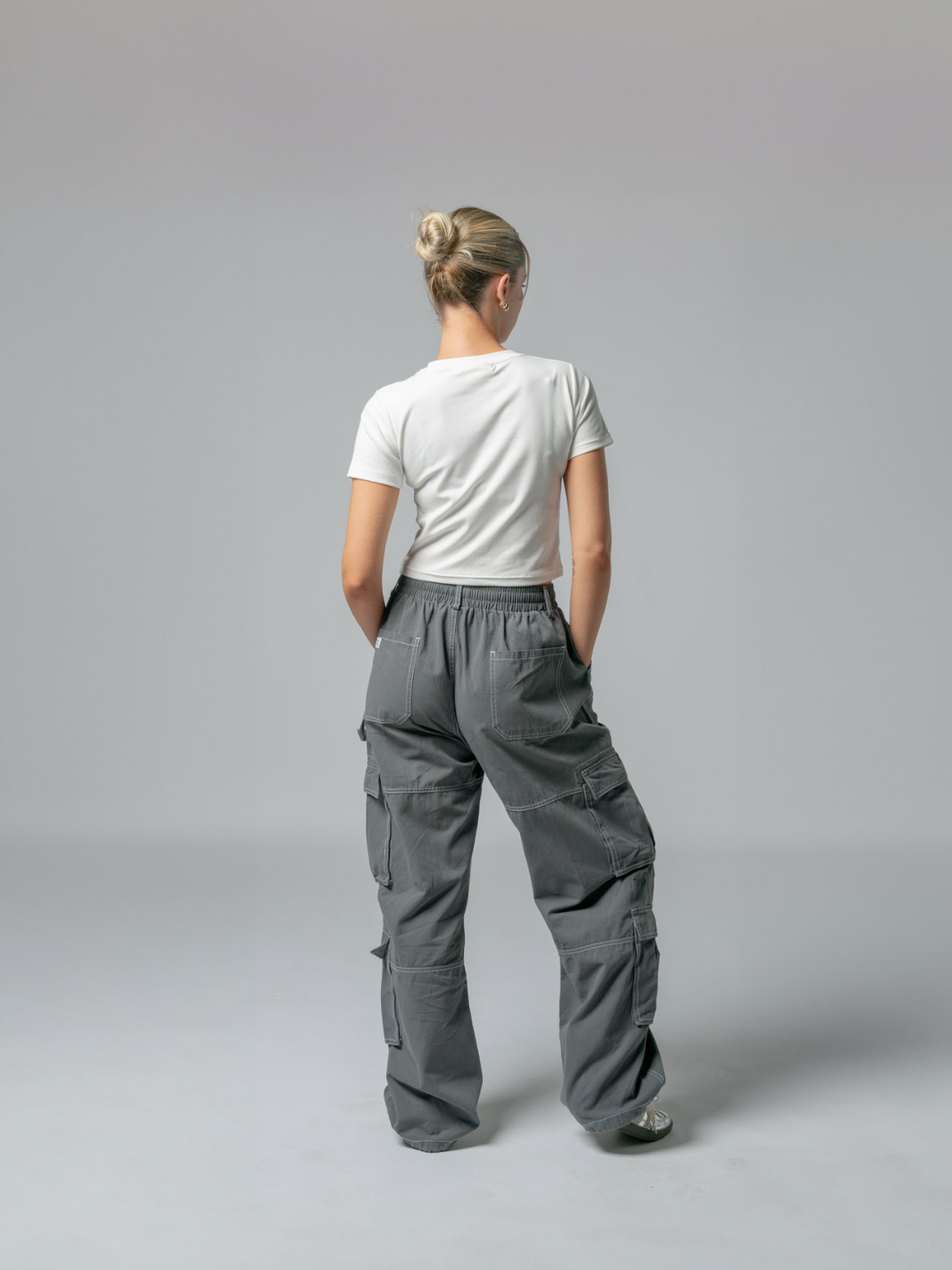 WASHED CARGO PANTS - CONTRAST GREY