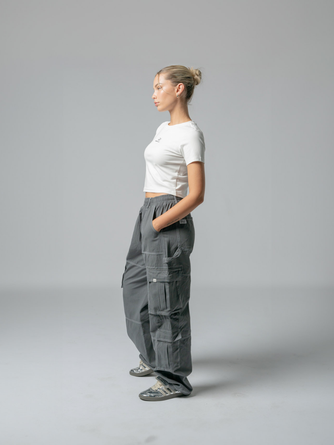 WASHED CARGO PANTS - CONTRAST GREY