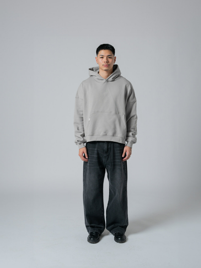 ESSENTIAL BOXY HOODIE - GREY