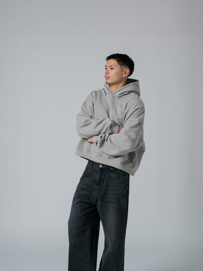 ESSENTIAL BOXY HOODIE - GREY