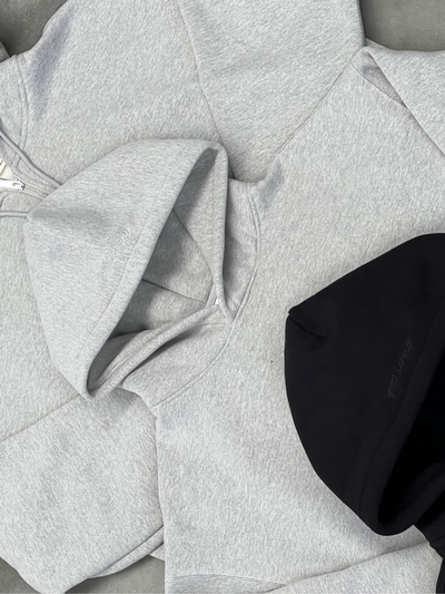 SIGNATURE BASIC ZIP-UP HOODIE - BLACK