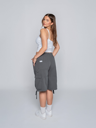 WASHED CARGO SHORTS - GREY