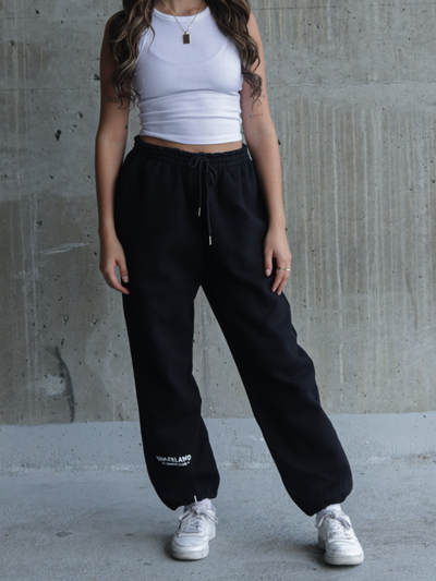 DRMERLAND SWEATPANTS - BLACK