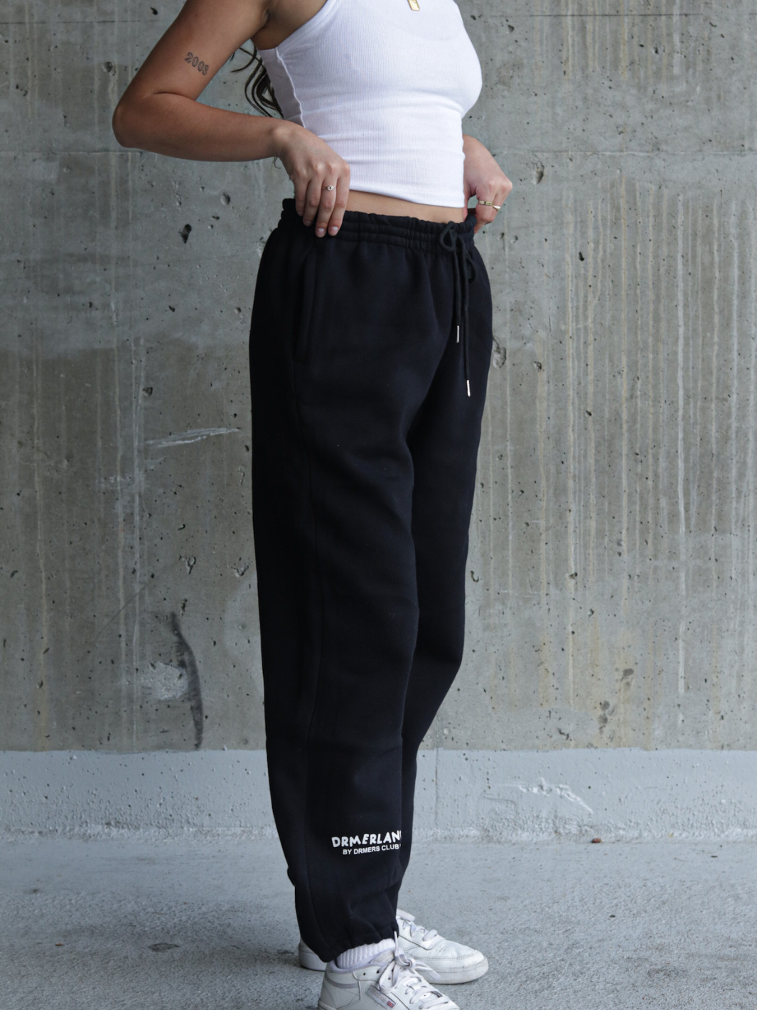 DRMERLAND SWEATPANTS - BLACK